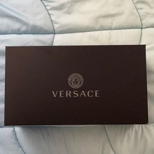 Versace SNEAKER VITELLO color Bianco/Oro , Size 40 EU, 8 USA